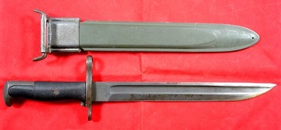 WW2 WWII M-1 M1 GARAND SHORT BAYONET AND SCABBARD. - Image 2 of 5