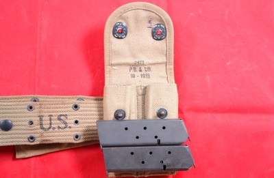 WW1 WWI WWII WW2 2 U.S. MODEL 1916 OFFICER’S HOLSTER FOR 1911 OR 1911-A1 , WEB BELT, MAG POUCH, 2 ORIG. WW2 MAGS & WEB MED POUCH. - Image 4 of 6