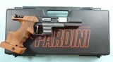 PARDINI MODEL SP SPORT PISTOL .22 LR OLYMPIC TARGET PISTOL IN ORIGINAL BOX. - 1 of 10