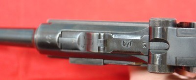 WW2 WWII GERMAN MAUSER BYF/42 BYF 42 DATE P-08 LUGER PISTOL. - Image 5 of 10