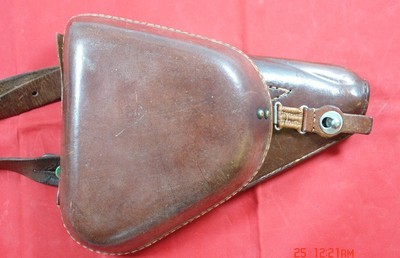 NEAR MINT WW2 JAPANESE TYPE 14 8MM NAMBU PISTOL W/ORIGINAL HOLSTER AND STRAPS. - Image 5 of 8