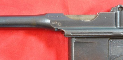 EXCEPTIONAL ALL ORIGINAL MATCHING IMPERIAL GERMAN WW1 MAUSER BROOMHANDLE C-96 C96 RED-9 9MM SEMI-AUTO PISTOL W/ MATCHING WOOD HOLSTER/STOCK AND LEATHE - Image 4 of 17