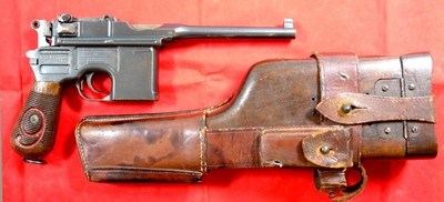 EXCEPTIONAL ALL ORIGINAL MATCHING IMPERIAL GERMAN WW1 MAUSER BROOMHANDLE C-96 C96 RED-9 9MM SEMI-AUTO PISTOL W/ MATCHING WOOD HOLSTER/STOCK AND LEATHE - Image 1 of 17