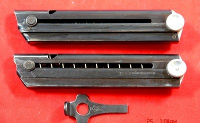 EXCEPTIONAL RARE WW2 GERMAN MAUSER BANNER CODE 42 1940 DATE P-08 9MM LUGER PISTOL WITH ORIGINAL 1939 DATE HOLSTER - Image 11 of 14