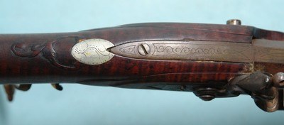 KEITH CASTEEL RAISED CARVED & SILVER INLAID FLINTLOCK LONGRIFLE DATED MAY 1971. - Image 7 of 14