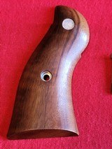 OEM walnut grips for Ruger Redhawk - 3 of 7