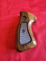 Post 1989 Taurus grips - 1 of 5