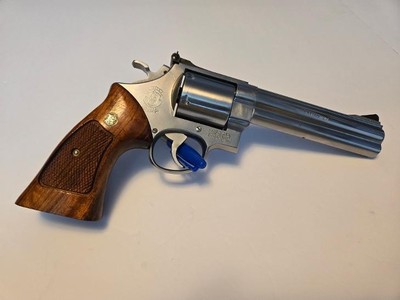 SMITH & WESSON Model 629-2 44 MAGNUM Unfluted - Image 2 of 15