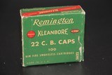emington, Kleanbore, .22 C.B. Caps, RHWeb: REM-12 CB-2 Full, 1pc. Green white & red box, box is solid with excellent color, some age soiling, stain on - 1 of 3