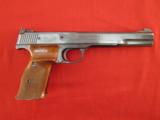 Smith and Wesson Model 46 .22 LR "Very Rare"-"Like New in Box" - 4 of 15