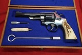 Smith & Wesson 25-2 in Presentation box - 2 of 22