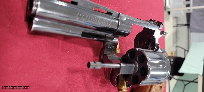 Colt Python 4 inch barrel 357 mag - Image 6 of 10