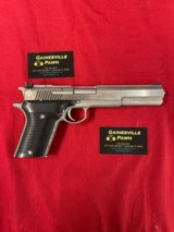 Amt is Automag III 30 carbine - 5 of 8