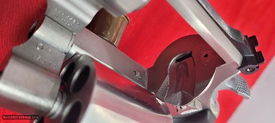 Smith & Wesson 629-1 44 Mag - Image 11 of 14