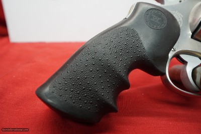 Smith & Wesson 629-1 44 Mag - Image 5 of 14