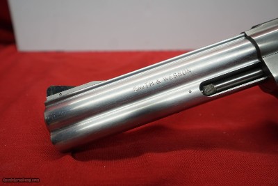 Smith & Wesson 629-1 44 Mag - Image 9 of 14