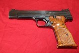 S & W model 41 22 long rifle - 10 of 21