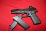 Glock 34 Gen 5 with extras 9mm - 14 of 15