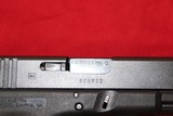 Glock 17 9mm - 14 of 16