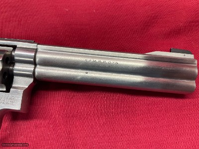 Scarce S & W 64822 WMR like new in box - Image 5 of 12