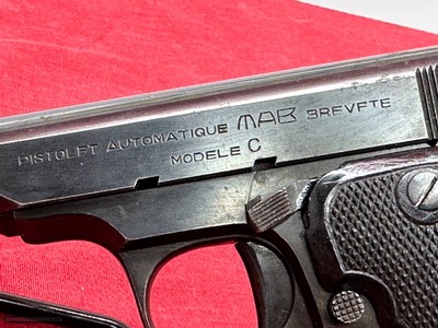 MAB model C pistol made for WAC French 7.65mm low s/n (930) good eye appeal - Image 4 of 15