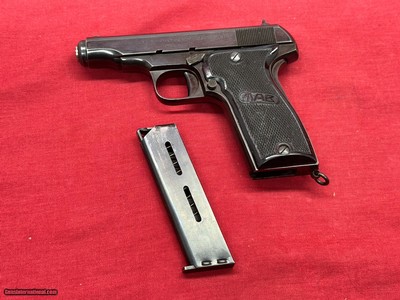 MAB model C pistol made for WAC French 7.65mm low s/n (930) good eye appeal - Image 11 of 15