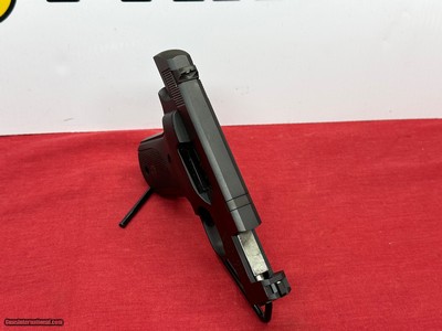 S&W model 22/4 semi auto pistol matte black 22LR great condition - Image 9 of 17