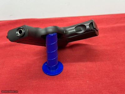 S&W model 22/4 semi auto pistol matte black 22LR great condition - Image 15 of 17