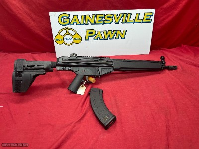 PTR Model 32 762 x39 takes AK magazines