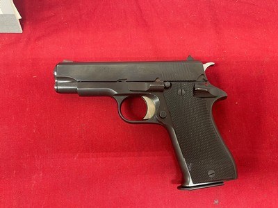 Star S.A. Like new in the box 9MM - Image 2 of 7