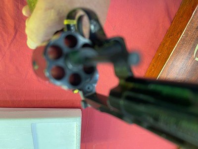 Colt Diamondback 38 Special like new in factory box - Image 8 of 9