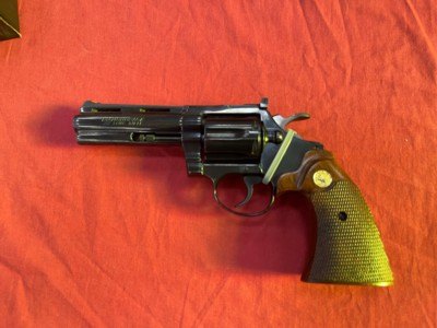 Colt Diamondback 22LR like new - Image 4 of 9