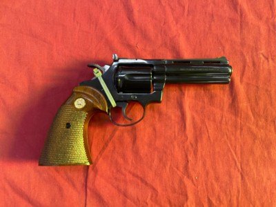 Colt Diamondback 22LR like new - Image 5 of 9