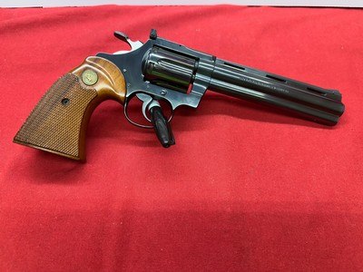 COLT DIAMONDBACK .22 LR - Image 2 of 20