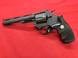 Colt Peacekeeper .357 Magnum CTG - 2 of 21