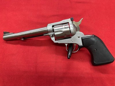 Ruger .357 Magnum New Model BLACKHAWK - Image 2 of 12
