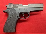 Smith and Wesson Model 909 9mm Parabellum - 3 of 12