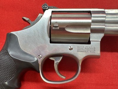 Smith and Wesson model 696 44 Special - Image 8 of 14