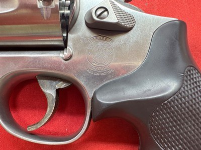 Smith and Wesson model 696 44 Special - Image 5 of 14