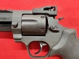 Taurus Raging Hunter .44 Magnum - 9 of 14