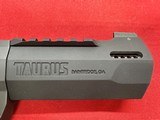 Taurus Raging Hunter .44 Magnum - 5 of 14