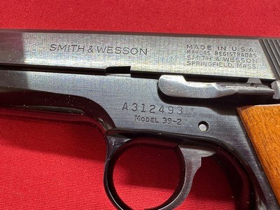 Smith and Wesson Model 39-2 .9mm - Image 4 of 12