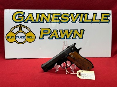 Smith and Wesson Model 39-2 .9mm - Image 1 of 12