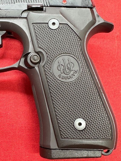 Beretta 92FS 9mm - Image 6 of 12