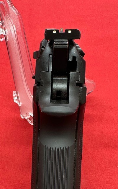 Beretta 92FS 9mm - Image 12 of 12