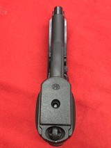 Beretta 92FS 9mm - Image 10 of 12