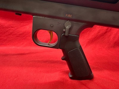 LAR Mfg. Grizzly Big Bore .50 Cal w/ Millett 6X25x56 Scope - Image 9 of 25