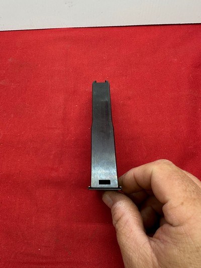 Factory H K model VP 70 Magazine - Image 5 of 6