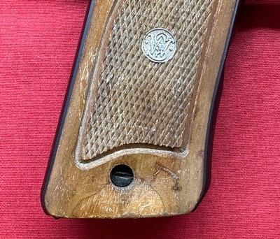 Smith & Wesson 422 22 pistol - Image 14 of 15
