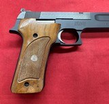 Smith & Wesson 422 22 pistol - Image 10 of 15